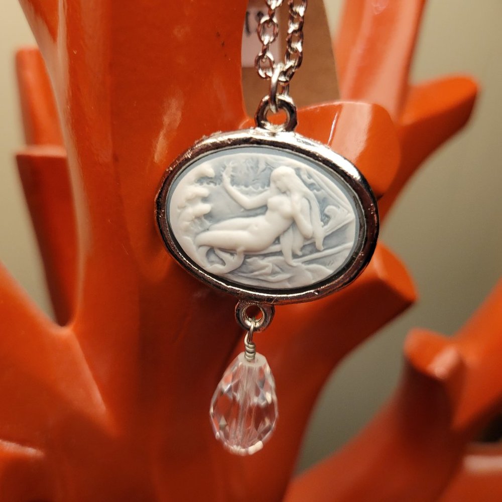 Fizz mermaid cameo with crystal drop necklace.